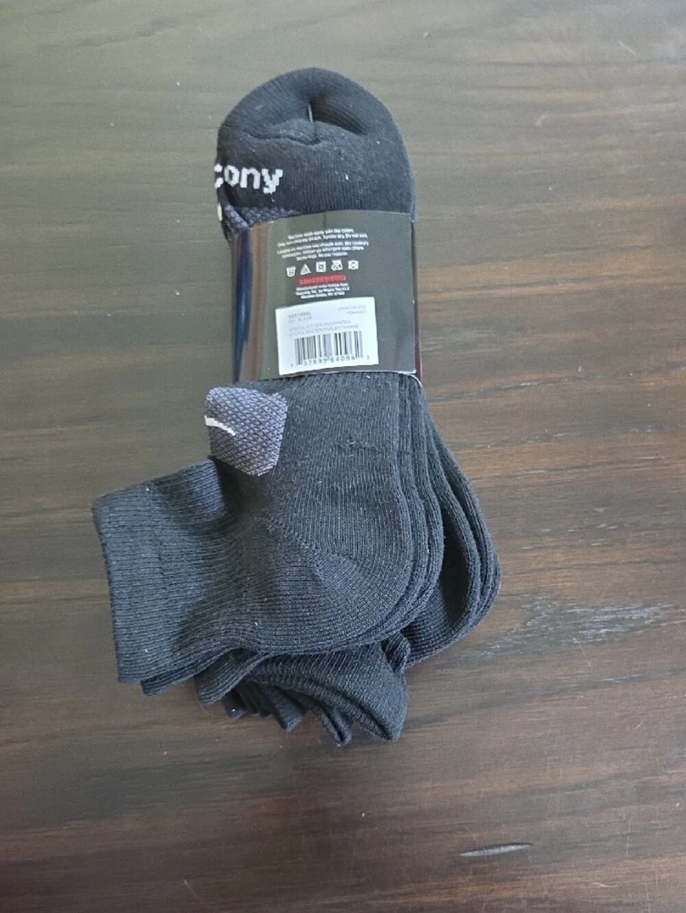 Saucony Black Performance Quarter Athletic Socks - Pack of 6